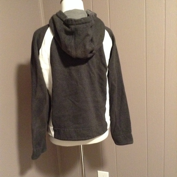 The North Face Zip Up Hoodie. - Picture 3 of 5